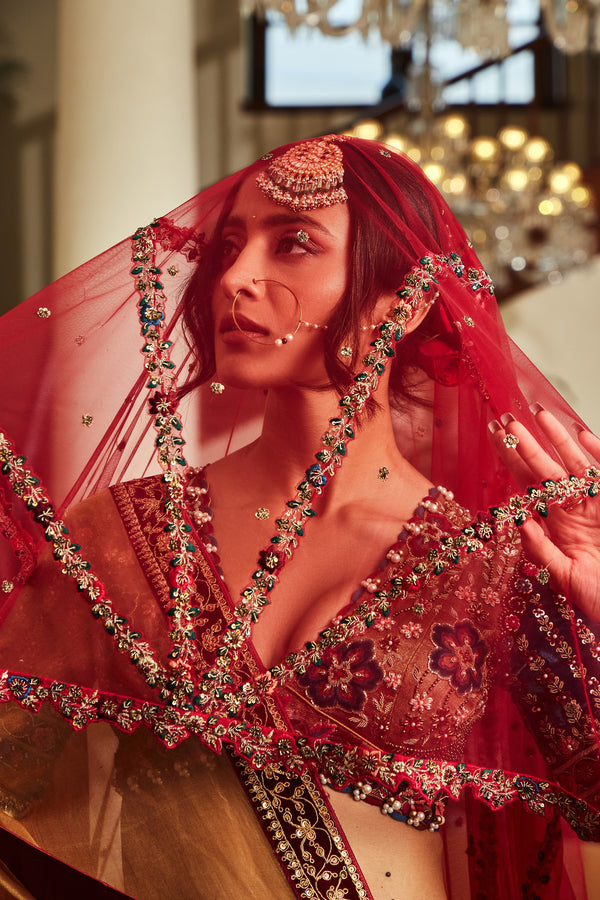 Laali Lehenga